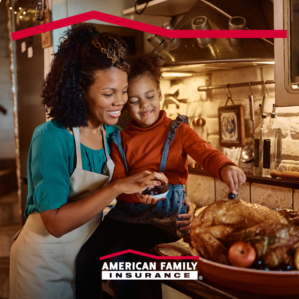 AmFam_Jim's tweet photo. Gratitude is on the menu today and every day. Wishing you a Thanksgiving filled with love, laughter and delicious food shared with cherished family and friends! #Thanksgiving2023 🐔🍴 https://t.co/uWi7StPQJX