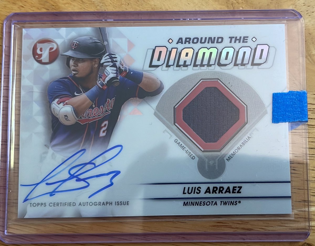 Who WANTS a FREE LUIS ARRAEZ “TOPPS CERTIFIED” autograph relic card from the 2023 “AROUND THE DIAMOND” PRESTINE SERIES? 

1. FOLLOW ME (or get someone else to follow me) 
2. RETWEET THIS
3. Repost thanking our armed forces for their continued sacrifices for our freedoms!