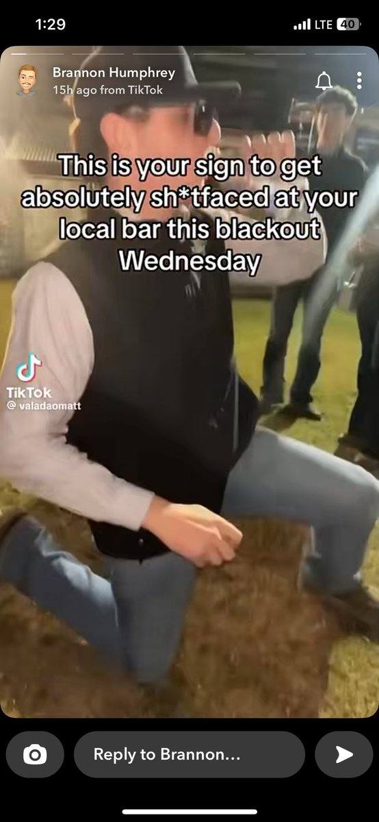 mcstamm3's tweet photo. It’s one thing to put the first picture on your story for blackout Wednesday, but to follow it up with the second one is truly remarkable. Heroic stuff last night from @bhump00 https://t.co/GTqPFcnSiB