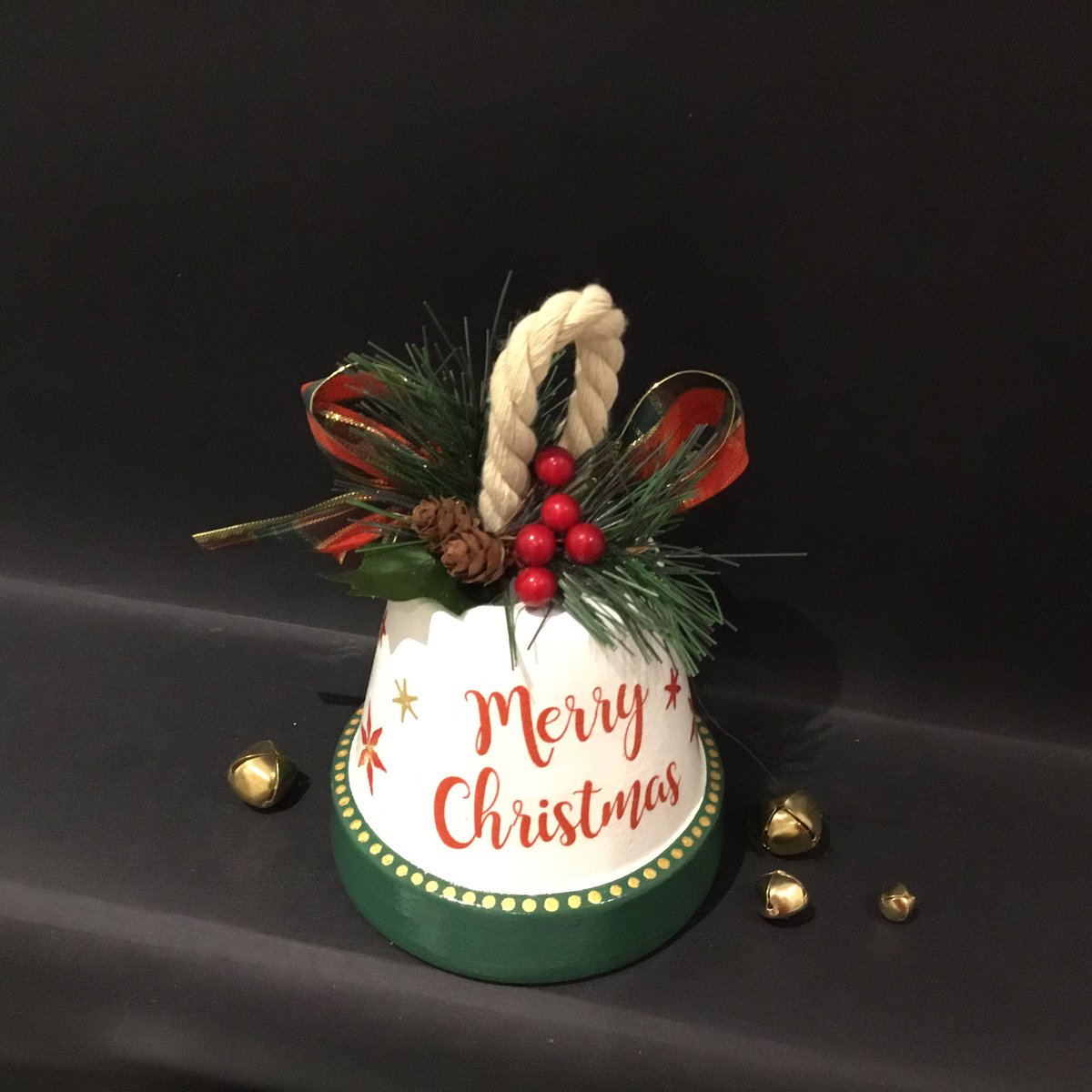….and finally finished!
#Christmas2023 #shopindie #CraftBizParty #christmasdecorations #handmadegifts #craftshout #christmasdecor #upcycle #craftingUK