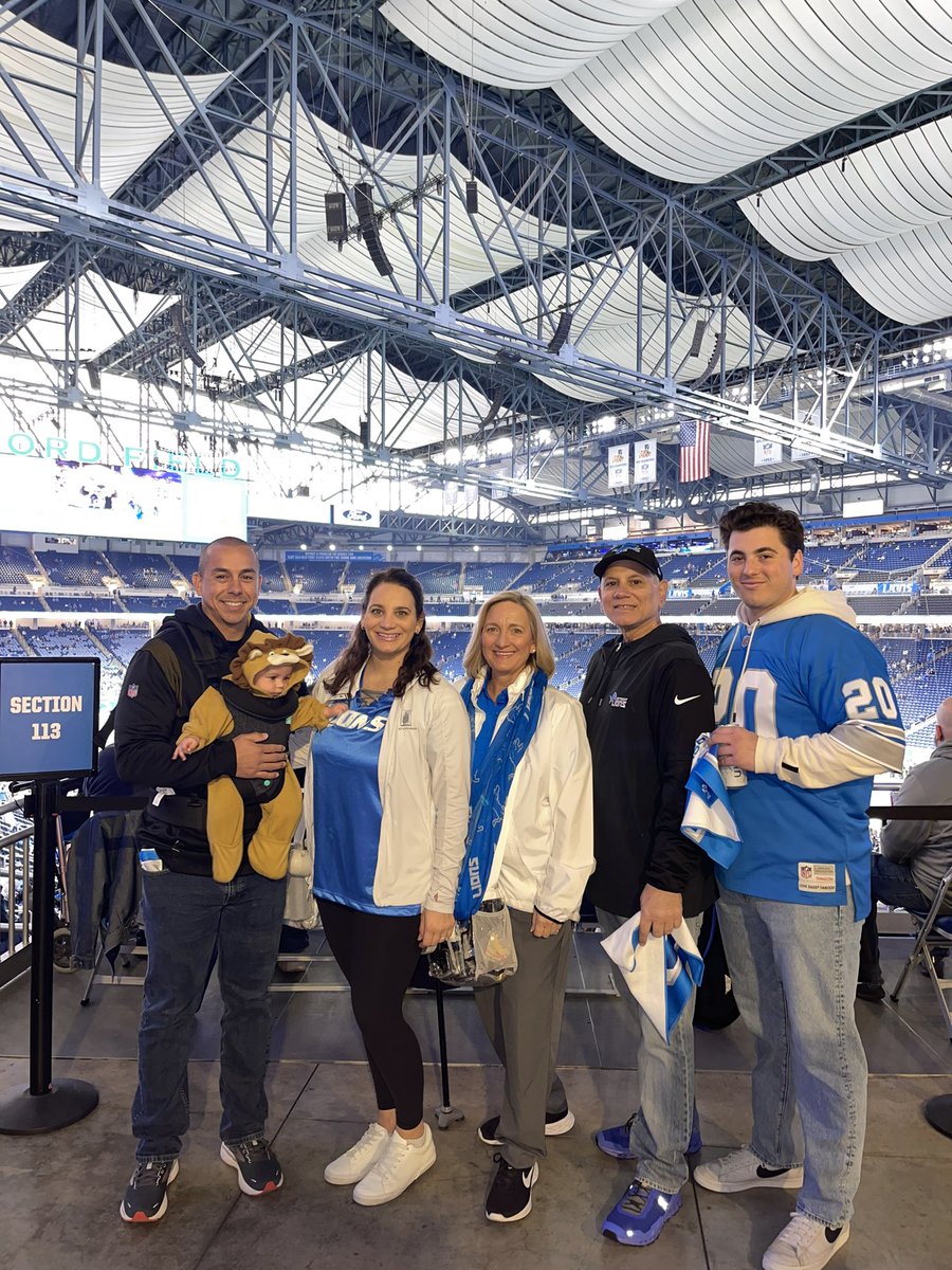ChelseaSweet22's tweet photo. #onepride https://t.co/qpSwu6ry1j