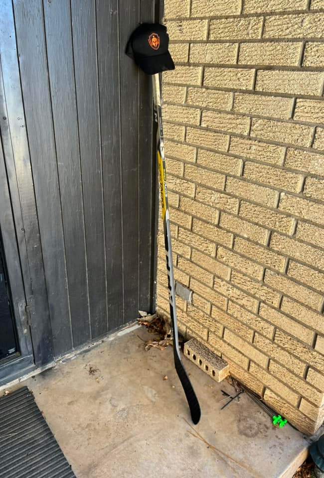 OKWarriors_NAHL's tweet photo. Our wonderful hockey community left their sticks out as a tribute to Mary Anne earlier this week.

We can't tell you how much we appreciate the outpouring of support from here in Oklahoma City and all over.

#FightLikeWarriors ⚔️ #OklahomaHockey https://t.co/4tnlepovyA