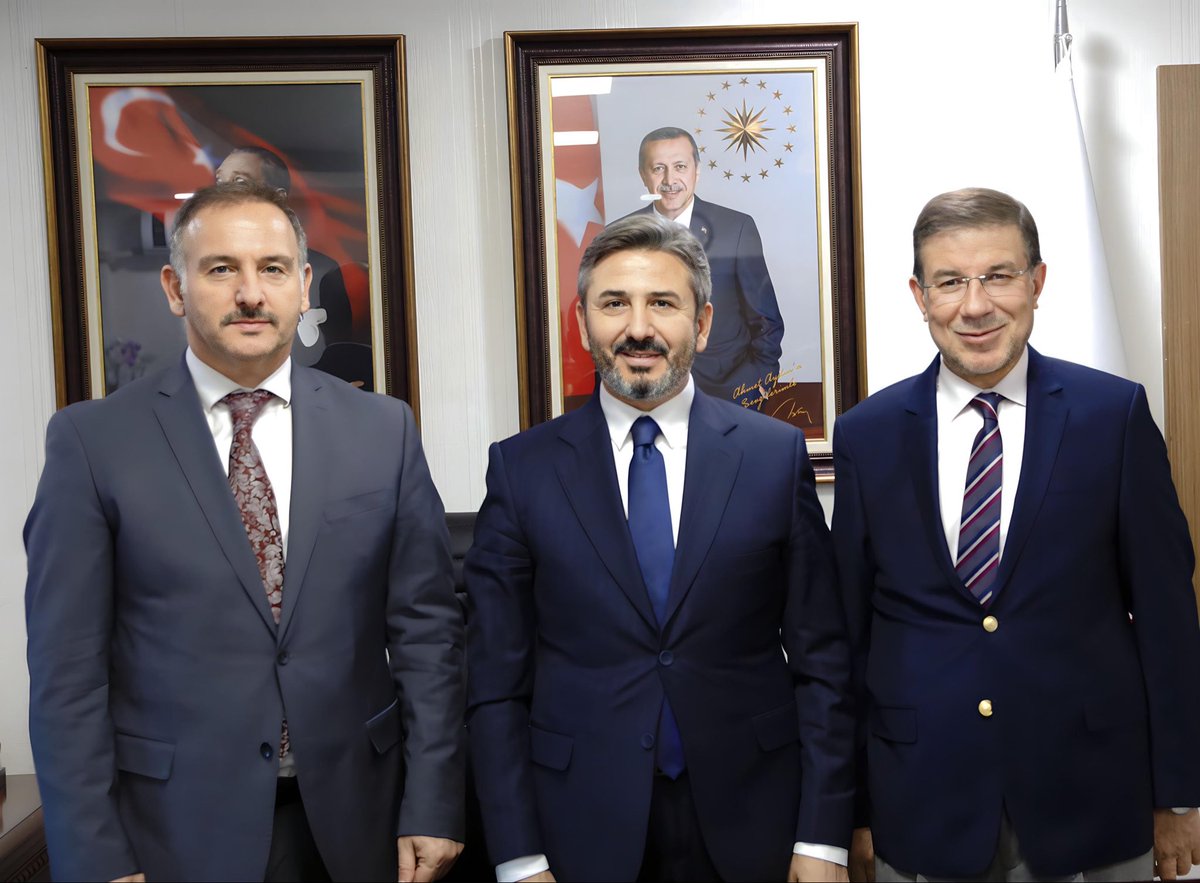 AhmetAYDIN_02's tweet photo. Harran Üniversitesi Rektörü Sn. Prof. Dr. Mehmet Tahir Güllüoğlu ve Rektör Yard. Sn. Prof. Dr. Abdülcenap Cevheri’yi ağırladık.
İstihdam konularında üniversitemiz ile olan işbirliğimiz ve öğrencilerimizin iş dünyasına entegrasyonu üzerine istişarelerde bulunduk.
@mtahirgulluoglu https://t.co/Xh7m4reUtW