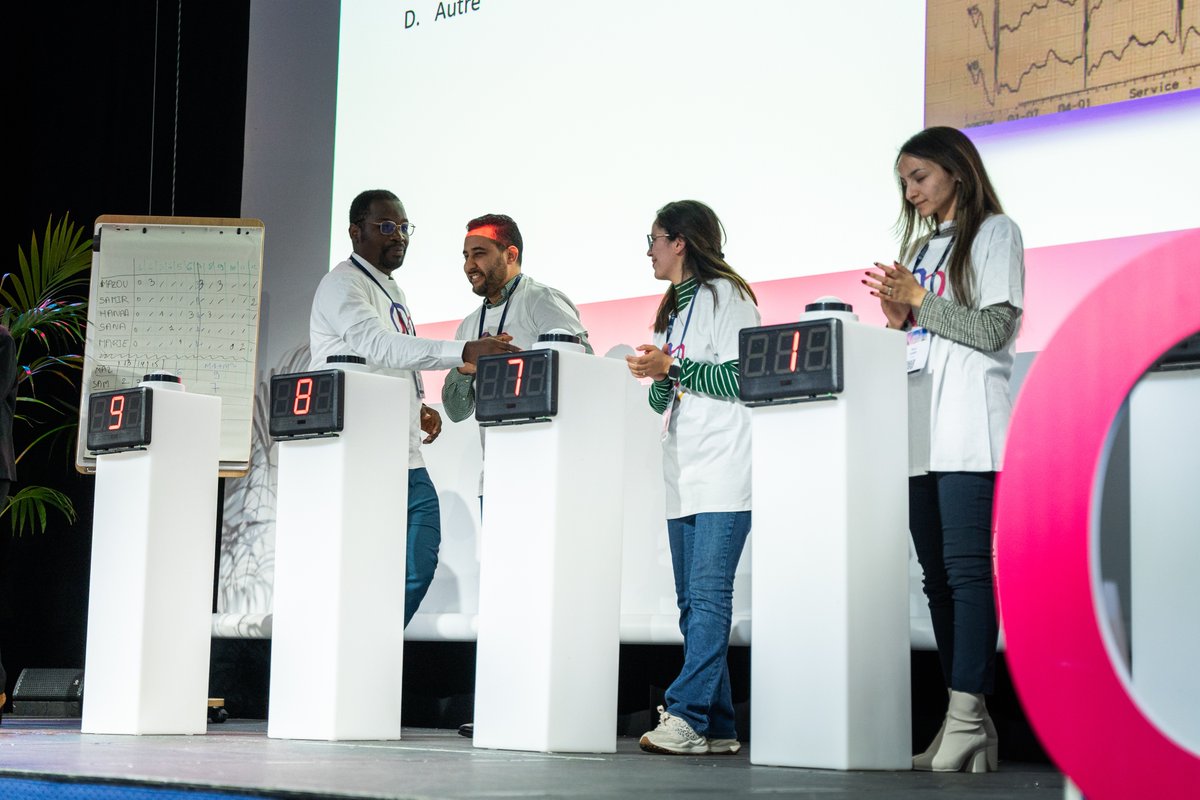Nous avons défié et aidé les meilleurs jeunes cardiologues sélectionnés par les quiz ECG du CNCH dans une quiz ECG hors normes 💥

Sonia MARRAKCHI - Frédéric GEORGER 

Mazou TEMGOUA, Marie WILKIN, Samir MOKRANI, Hanaa EL GHIATI, Sana HAMDI

#cnch2023 #cardiologie #jeunes #quiz