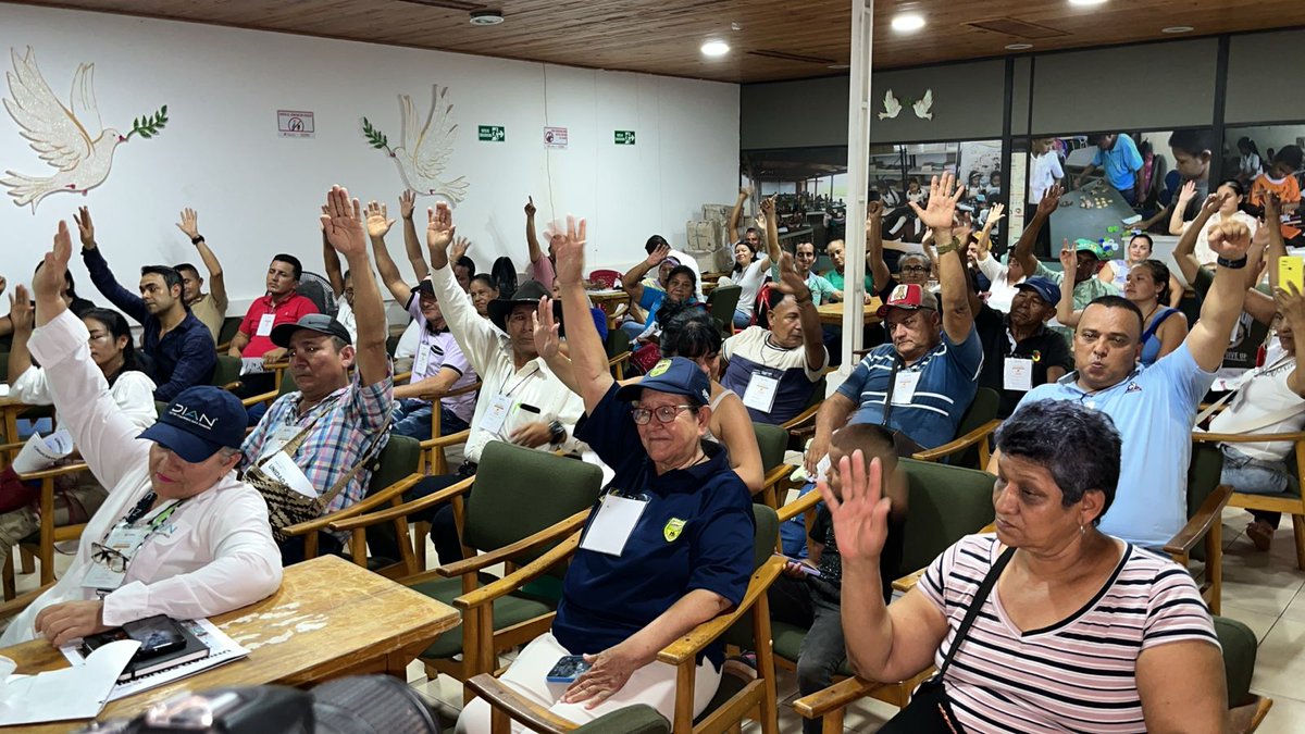 UsolidariaCo's tweet photo. #Satisfechos!!  Finalizamos la Asamblea Regional de  Economía Solidaria, Popular y Comunitaria en #Vichada. #Ahora seguiremos trabajando de la mano de la gente para impulsar la asociatividad, consolidar la economía popular y fortalecer a sus organizaciones  #TerritorioSolidario https://t.co/mjEvm1qlYv