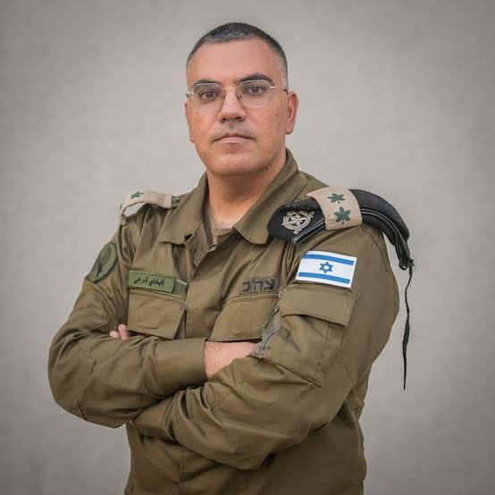 İşgalci İsrail Ordu sözcüsü Avichay Adraee’in telefon numarası: +972529454973