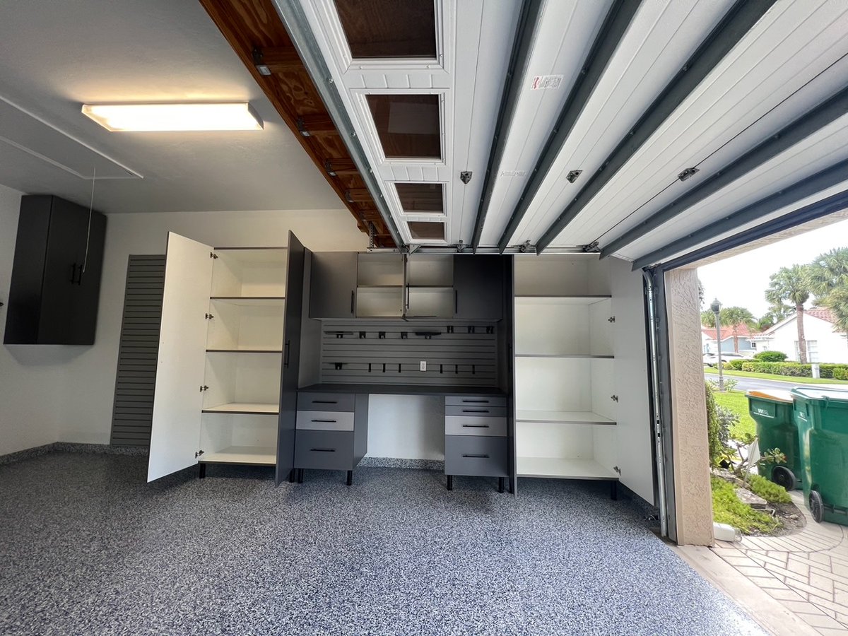 Gssofswfl's tweet photo. Torric Grey Slatwall, Floor, Cabinets (Naples, Florida)
VIEW PICS... https://t.co/n8s95oWtkq

#garagemakeover #garageremodeling #garagedesign #garagecabinetry #garageshelving #garageflooring #garagecabinets #garageshelves #garagefloors #overheadstorage #naples https://t.co/5KZhBY4tar