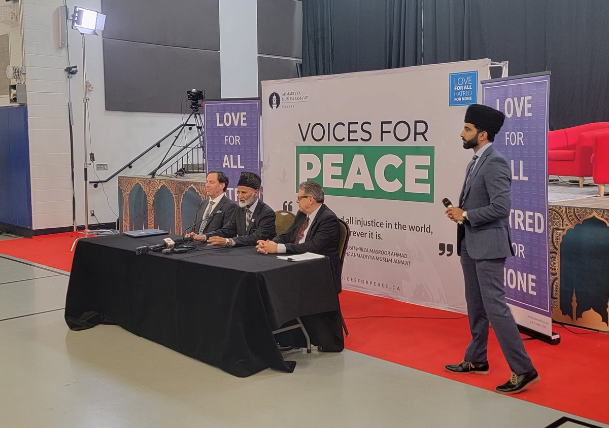 ahmadiyyacanada's tweet photo. The Ahmadiyya Muslim Jama’at Canada has organized the #VoicesForPeace program to bring together leaders of Judaism, Christianity, and Islam, to collaborate and share religious perspectives on establishing peace.

The program commences with a Press Conference. https://t.co/ndGC89RA9z