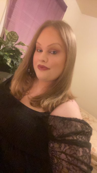 Happy thanksgiving 🦃🍁 https://t.co/jquqLQBsoC<a href="/tag/legs"class="tags"><span>#legs</span></a><a href="/tag/belly"class="tags"><span>#belly</span></a><a href="/tag/thickthighs"class="tags"><span>#thickthighs</span></a><a href="/tag/trans"class="tags"><span>#trans</span></a><a href="/tag/feetcontent"class="tags"><span>#feetcontent</span></a>