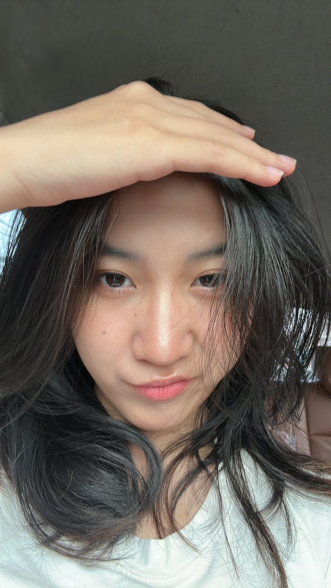 ElizabethOrii's tweet photo. pap buat di x https://t.co/GSPRQXTuJe