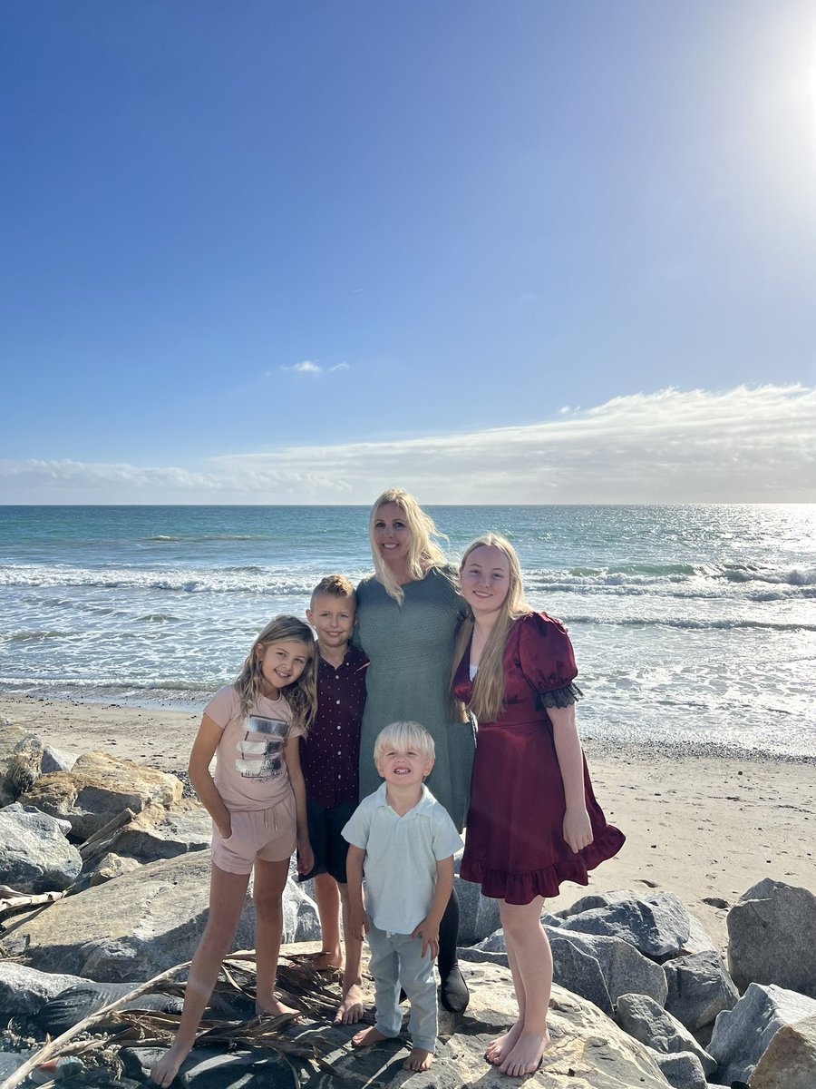 Jonathan Eagan tweet media