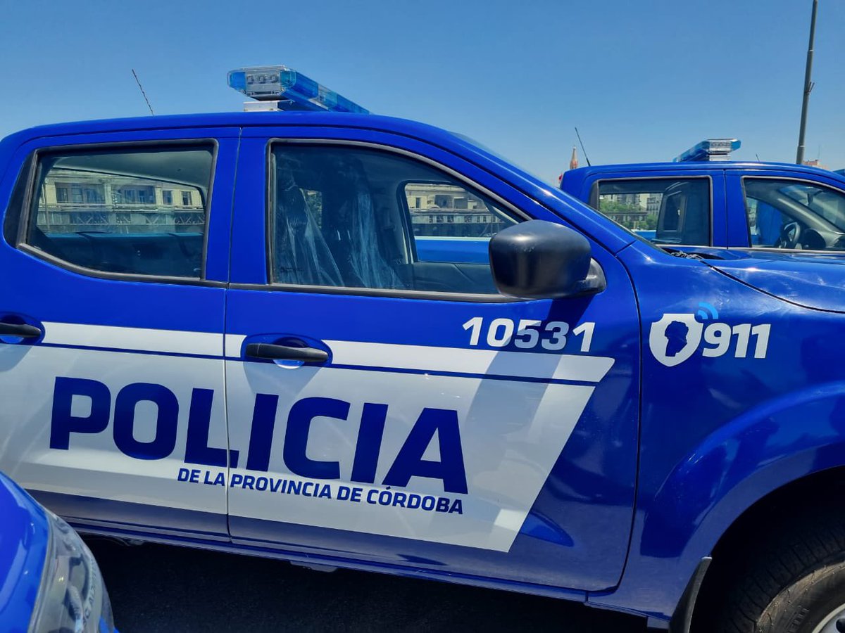 Participé de la entrega de un nuevo patrullero 0km para la localidad de Chancani. Un nuevo móvil que ayudará a la prevención del delito para que los vecinos vivan más seguros. 

Gracias al Ministro Julián López y Francisco Fortuna por la invitación.