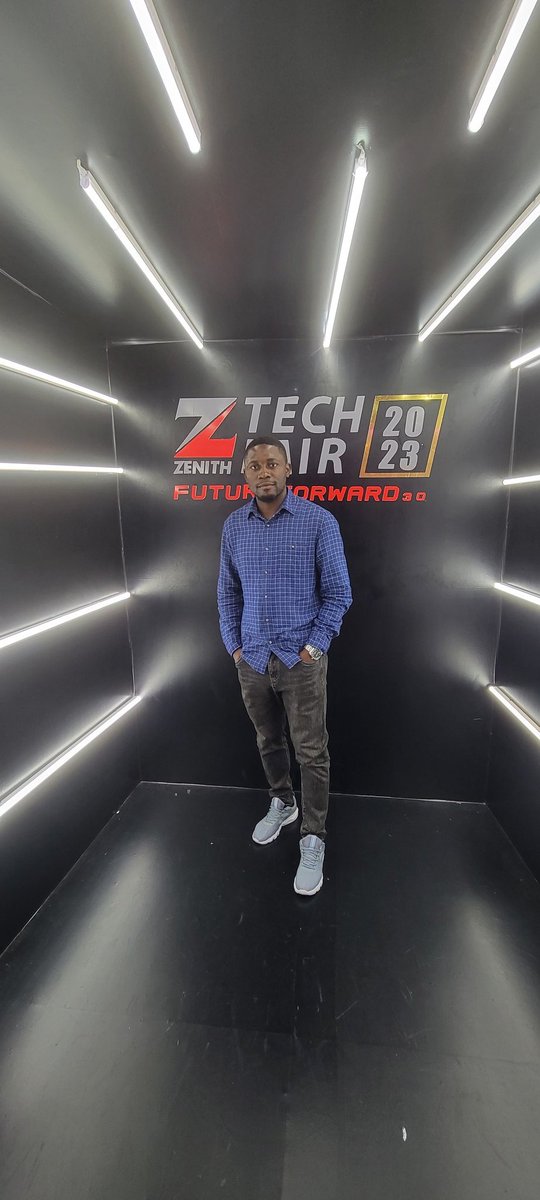 bundeuji's tweet image. Earlier today at the #ZenithTechFair