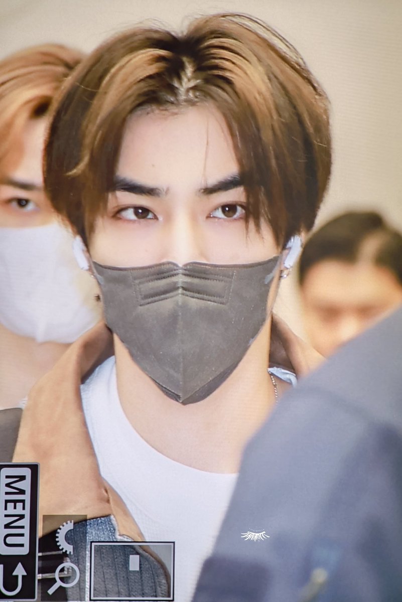 Longeyelash0808's tweet photo. 231124 GMP

#肖俊  #XIAOJUN  #샤오쥔 
 #シャオジュン #肖德俊 #เซียวจวิ้น 
#NCT   #WayV #威神 https://t.co/XZoy5KVHv5