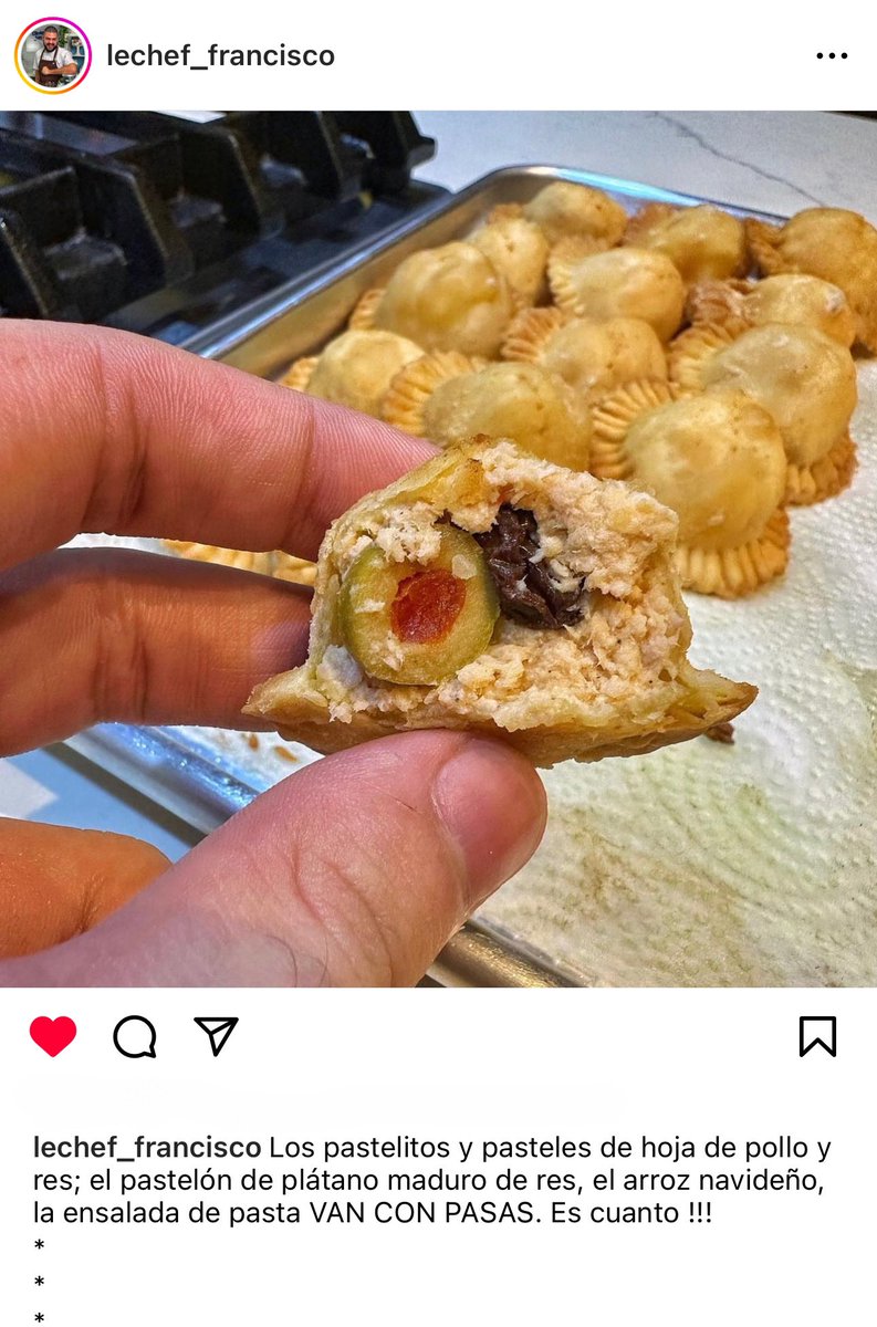 talyx_'s tweet photo. Los pastelitos van con pasas. Claro que si chef. 💁🏻‍♀️ https://t.co/MKLNYgi7am