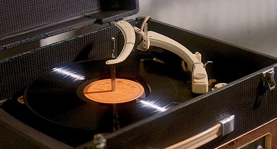 [ red velvet - wendy 'like water' — that day, on the beach (1983) dir. edward yang ]