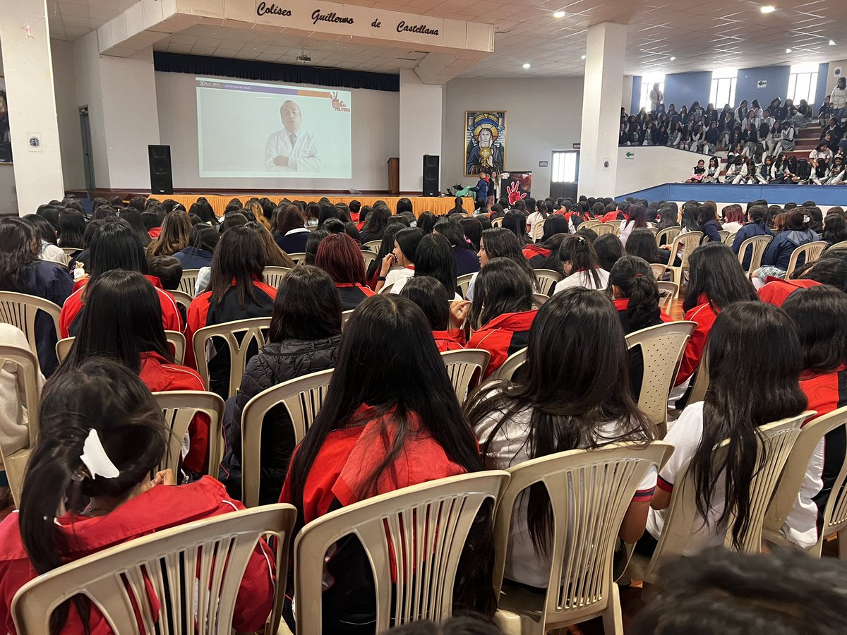 secsaludpasto's tweet photo. En la sesión de sensibilización en el IEM María Goretti Primaria y bachillerato, compartimos historias reales que ilustran los peligros de la pólvora. Abordamos no solo las consecuencias para nosotros, sino también el impacto en nuestros queridos animales y el medio ambiente. https://t.co/P4QBX0i7PR