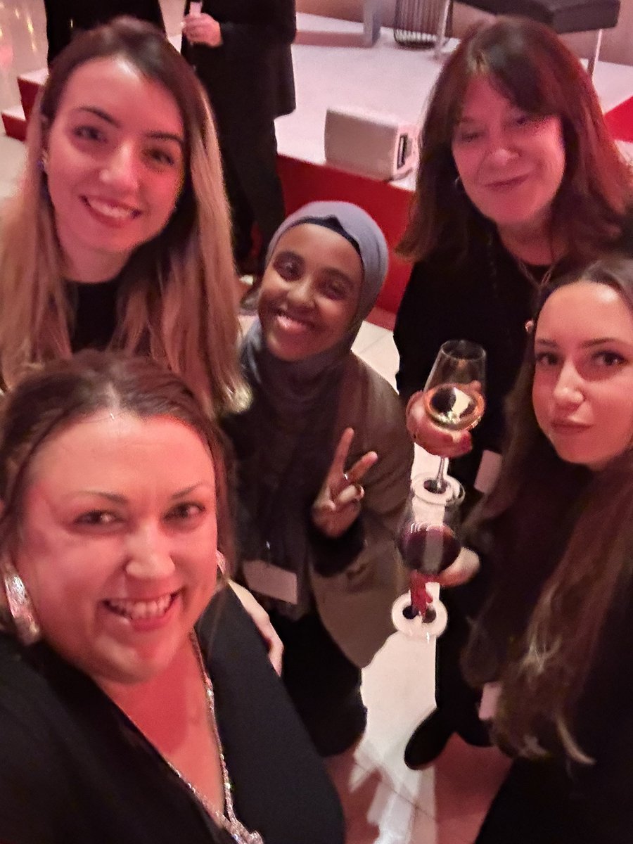 Rowena Kidger (@rowenaa) on Twitter photo I’ve had a lovely evening at the <a href="/britishmuseum/">British Museum</a> celebrating the work of <a href="/santanderuk/">Santander UK</a>. Thank you <a href="/NickDaviesDRD/">Nick Davies DRD</a> for the invitation. It was fab to hear about the great work happening with different scholarships and it was amazing to meet our two <a href="/cardiffmet/">Cardiff Metropolitan University</a> scholars. I’ve had a lovely evening at the <a href="/britishmuseum/">British Museum</a> celebrating the work of <a href="/santanderuk/">Santander UK</a>. Thank you <a href="/NickDaviesDRD/">Nick Davies DRD</a> for the invitation. It was fab to hear about the great work happening with different scholarships and it was amazing to meet our two <a href="/cardiffmet/">Cardiff Metropolitan University</a> scholars.
