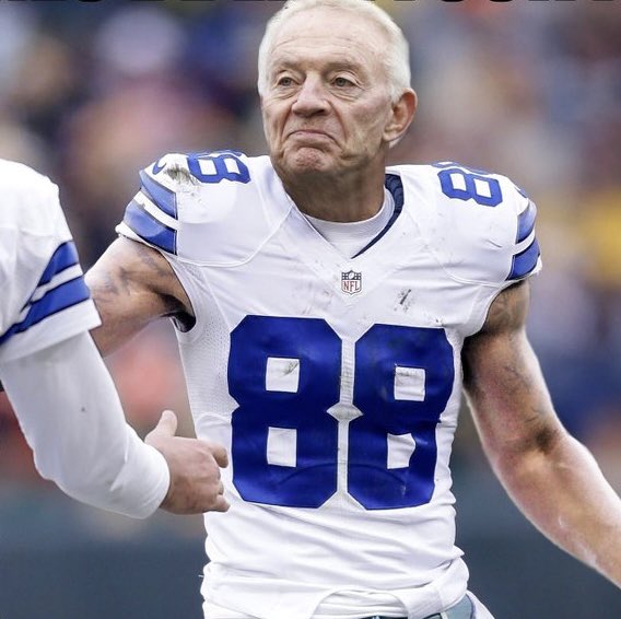 Jerry Jones ready to suit up after seeing Dolly at halftime