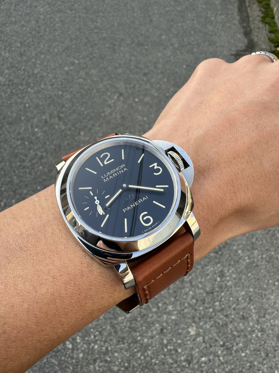firenze13op's tweet photo. 皮ベルトに交換😊
#PAM411 https://t.co/uvFJ1di8vC