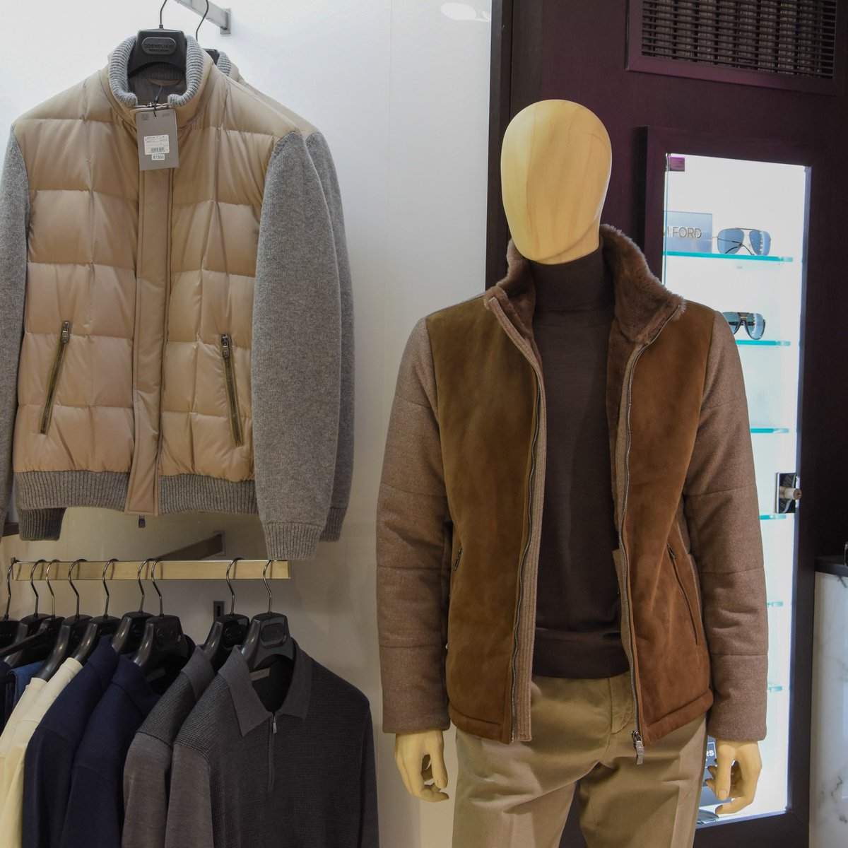 Uniontwentytwo's tweet photo. Experience the ultimate in luxury outerwear with the Corneliani Leather &amp; Shearling Jacket. Crafted from designer grade leather and shearling fabrics, this stylish mens jacket will keep you warm in colder temperatures with the inner fully lined fur and soft touch leather. https://t.co/To0PaMiJJd