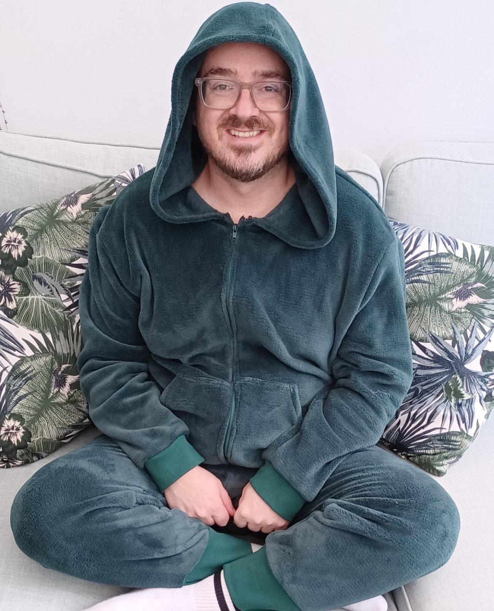 MinervaFabrics's tweet photo. Looking for a comfy sewing outfit? Our brand-new Minerva Sewing Kits includes 5 options with the @SimplicityMcCallsUK #M7518 onesie pattern for adults and kids. 

Find out more at https://t.co/U9ha8IWvSp
⁠
#SewingKits #DressmakingKit #DressmakingKits #Loungewear #Sewing https://t.co/B8vACI6uGQ