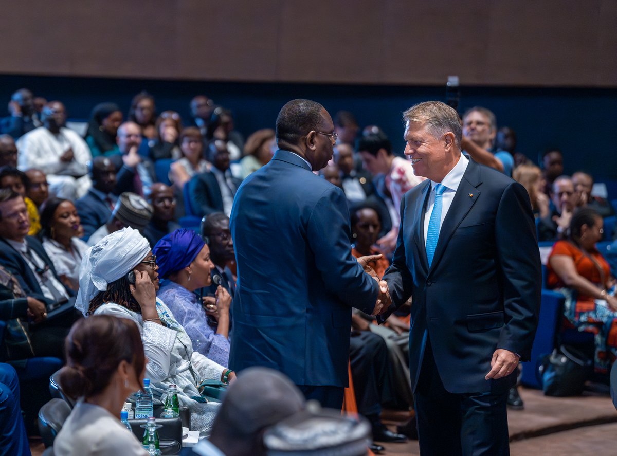KlausIohannis's tweet photo. Honoured to participate today with President @Macky_Sall at the inauguration of the #UN 🇺🇳 House in #Dakar, a project with a particular significance for Senegal. This initiative reconfirms Senegal’s long &amp; substantial tradition of active involvement in multilateral diplomacy. https://t.co/sn8r7C9Iz6