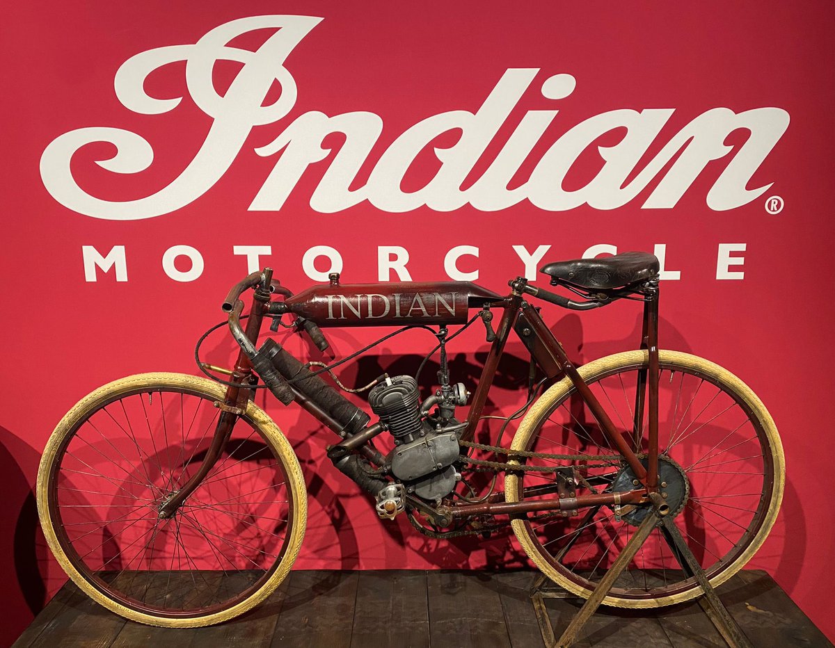 Motostore_B's tweet photo. Van 23 t/m 26 november zijn wij aanwezig op de Excellent Woonbeurs in Ahoy. Kom jij ook een kijkje nemen? #excellentwoonbeurs #ahoyrotterdam #indianmotorcycle https://t.co/Ej4KomZGZp