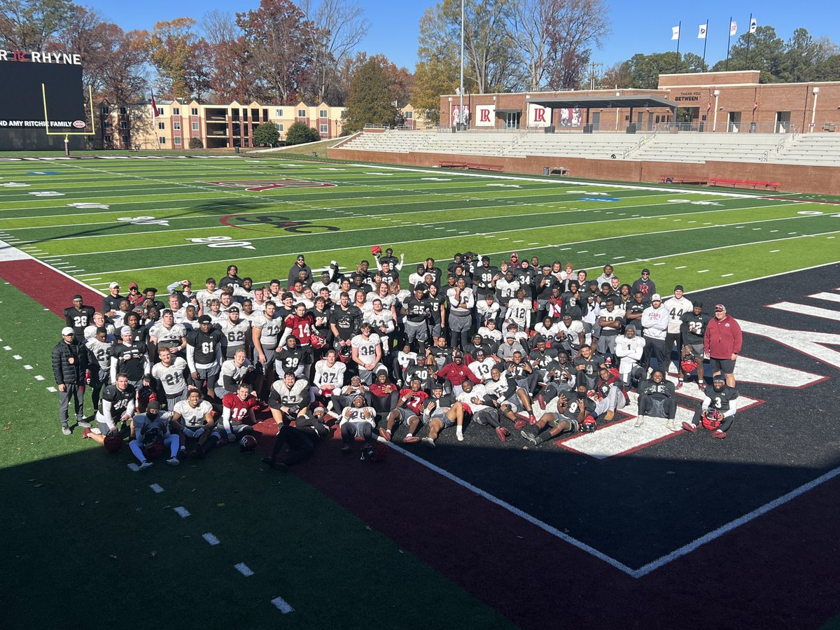 Happy Thanksgiving! Thankful for this group. 
✅Morning playoff practice!
 🦃 In progress
 #TurkeyDay #Playoffs