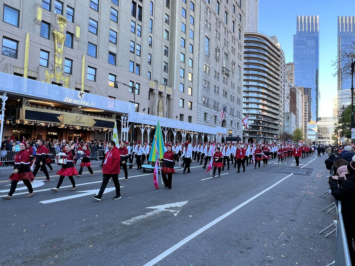 UrbanJason's tweet photo. Such a wonderful experience for our students. Thanks again to the directors, parents, and volunteers who made it possible. #buildtradition https://t.co/lZncdbCExd