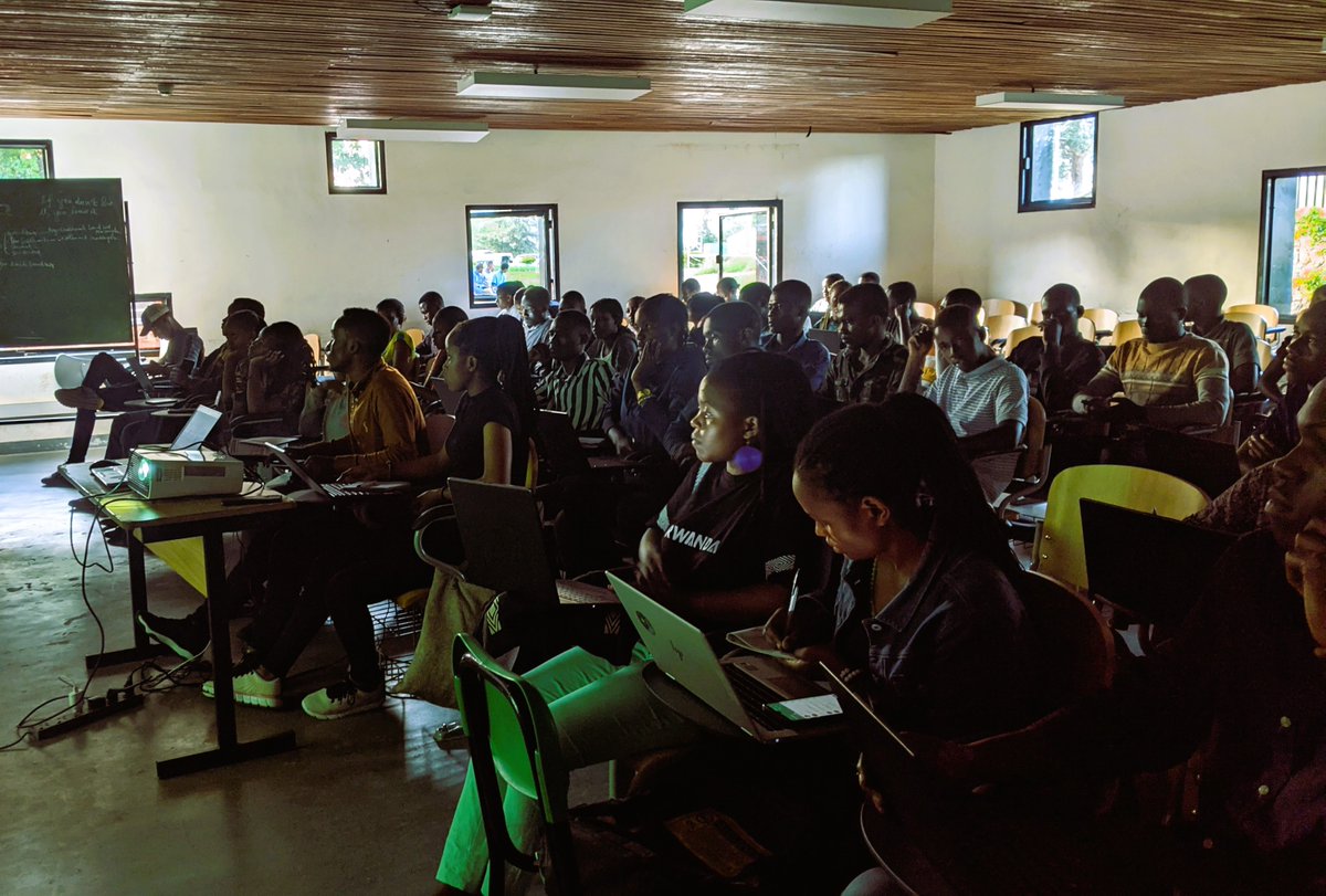 GeosarR's tweet image. Today's geospatial journey took an exciting turn!🌐We delved deep into the intricacies of Land Use Land Cover Change Detection. A session filled with insights and hands-on learning. Stay tuned for more geospatial adventures! #GeosarRwanda #ChangeDetection #SpatialLearning