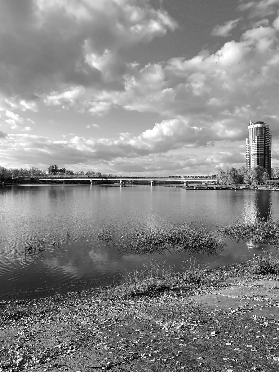 YCherepin's tweet photo. #photography #X #monochrome #sky #life #nature #art #architecture #hiking #blog #philosophy #relaxation #hiking #beauty #travel #EuropeanUnion #Kyiv #Ukraine https://t.co/9cB41QK0uz