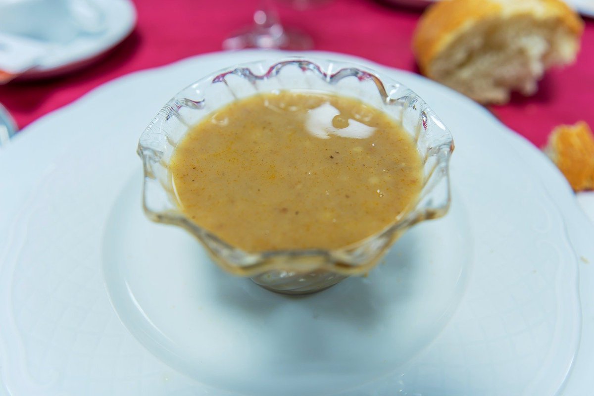 PAsturianu's tweet photo. 4º #TOPote de la #IIFolixaDelPote en #LaAllandesa: POTE DE CASTAÑAS
Pote de castañas de verdad, nada de un pote y añadir 4 castañes. Aquí había muchas, enteras y desmenuzadas. Y el sabor era 100% castañas. Es el #potedecastañas más rico de todos los que he probado.😋😋 https://t.co/itWahnpBuY