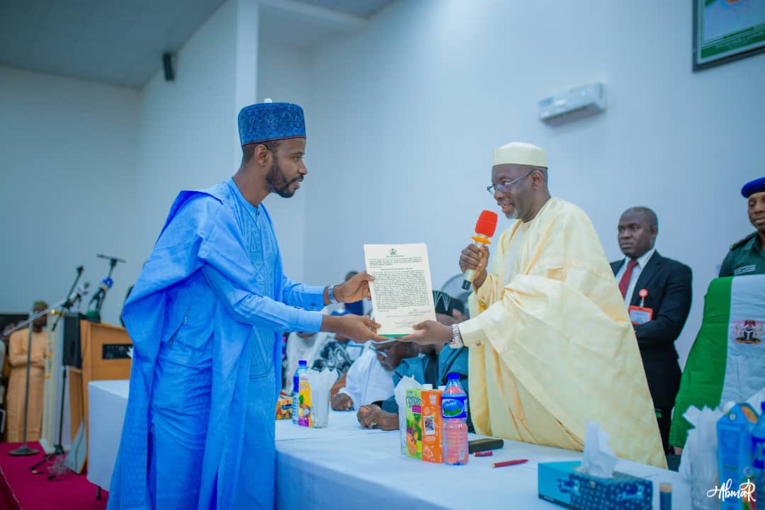 Hon. Muhammad Zakari, CNA. (Sarkin Yaki) tweet media
