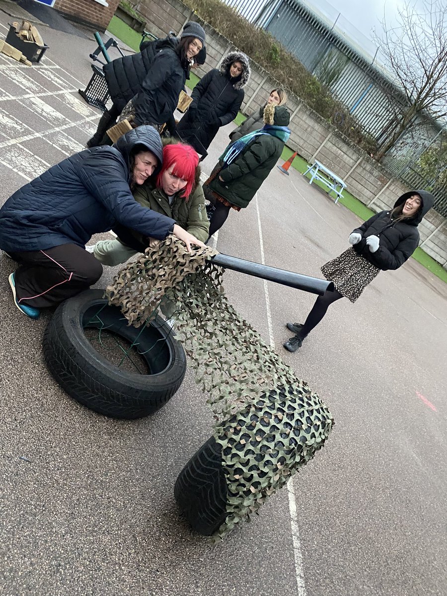 OLOPSPrimary's tweet photo. A brilliant staff CPD session tonight delivered by the inspirational Naomi from #Learningthroughlandscapes. We are now ready to lead our pupils and model how to explore our loose parts! https://t.co/hM9xj5ZVsj