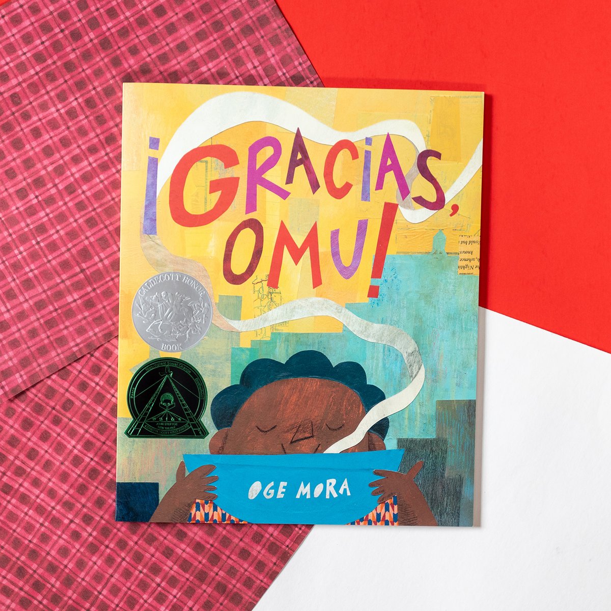 Little, Brown Young Readers (@littlebrownyr) on Twitter photo Happy Thanksgiving from our bookish family to yours! 🧡 // ¡Feliz día de Acción de Gracias de nuestra familia librera a la tuya! 🧡 <a href="/ogemora/">✨Oge Mora✨</a> Happy Thanksgiving from our bookish family to yours! 🧡 // ¡Feliz día de Acción de Gracias de nuestra familia librera a la tuya! 🧡 <a href="/ogemora/">✨Oge Mora✨</a>
