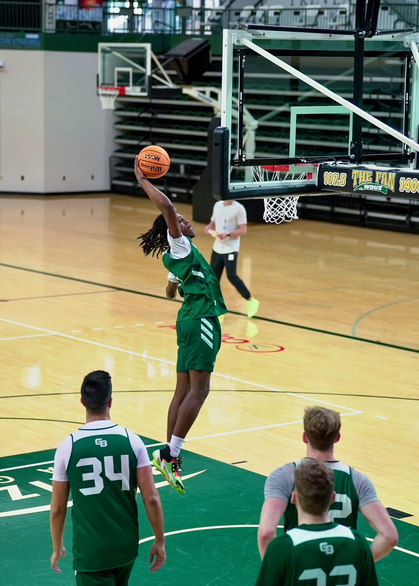 Green Bay Men’s Basketball tweet media