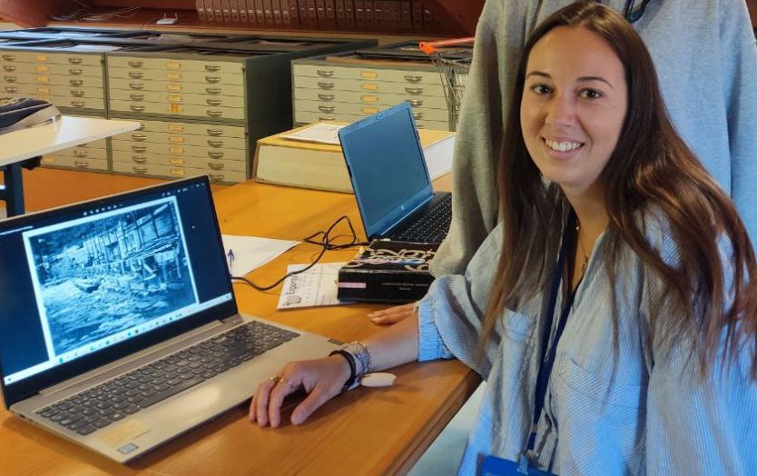 exponav's tweet photo. 🏆Felicitamos a Patricia López Bellas, que en la actualidad trabaja en la reorganización de la Biblioteca de Exponav, por el premio en la categoría de Artes y Humanidades del Concurso de Traballos Académicos con Perspectiva de Xénero Ánxeles Alvariño de la @UDC_gal 
¡Enhorabuena! https://t.co/s3EiKqWAnc