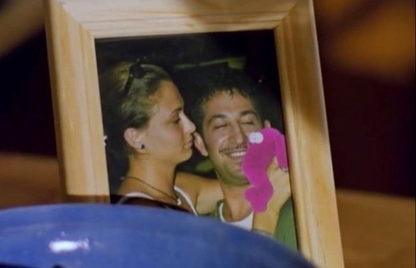 zaten ben çocukken de kabuk tutan yaralarımı soyar, tekrar kanatırdım.