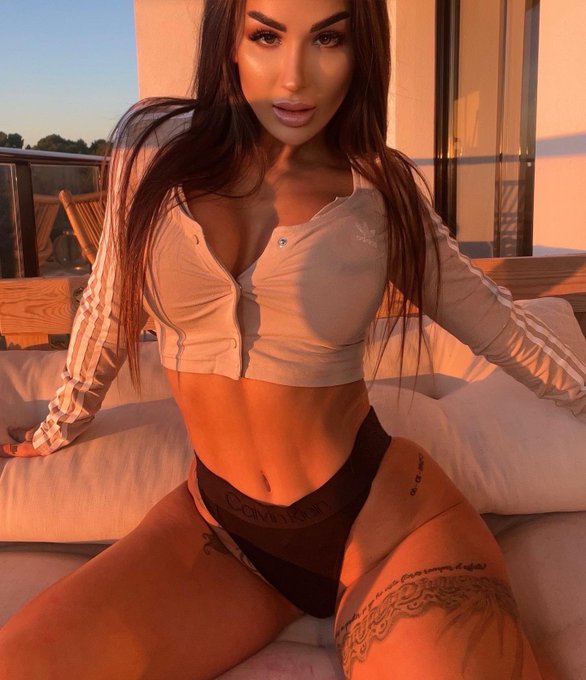 🌙✨🔥 https://t.co/azrSVGQmfv