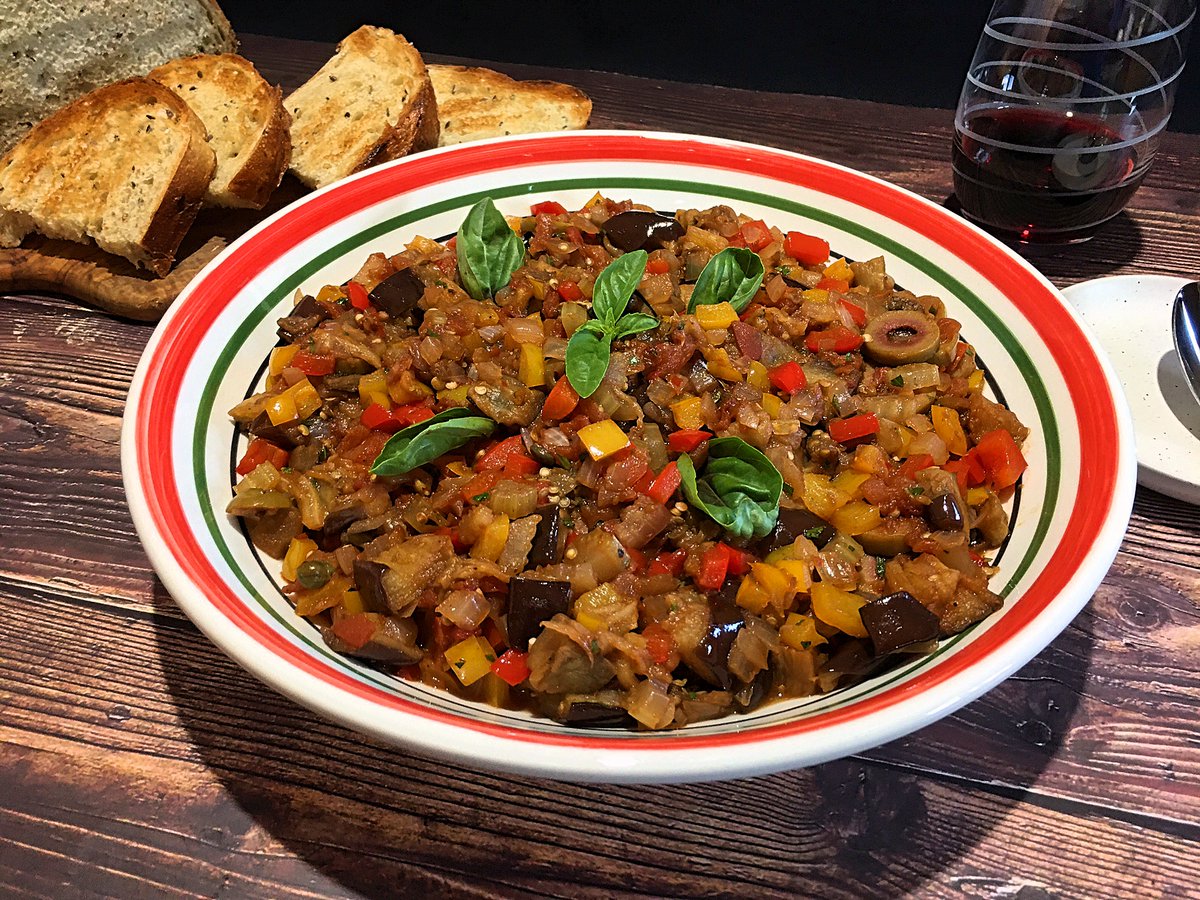 clubfoody1's tweet photo. Today is #MeatlessDay
Caponata… an incredible dish to make!
(check out my next post👆 & the previous ones 👇 for more leftover recipes😋)
#YouTube 📽️: https://t.co/UDjSCrJocA
#RECIPE ➡️: https://t.co/IDkyW1xJVs
@EventGuideToday @DiningGuide2Day #recipeoftheday https://t.co/gtEShv5Hbh
