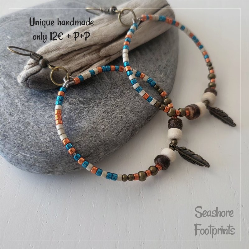 Katrinashells's tweet image. Handmade feather charm hoop earrings with delicate boho beads.

Lightweight/easy to wear, these unique earrings make a great Christmas present.

wix.to/bW0hteb

#mhhsbd #bohoearrings #feathercharmearrings