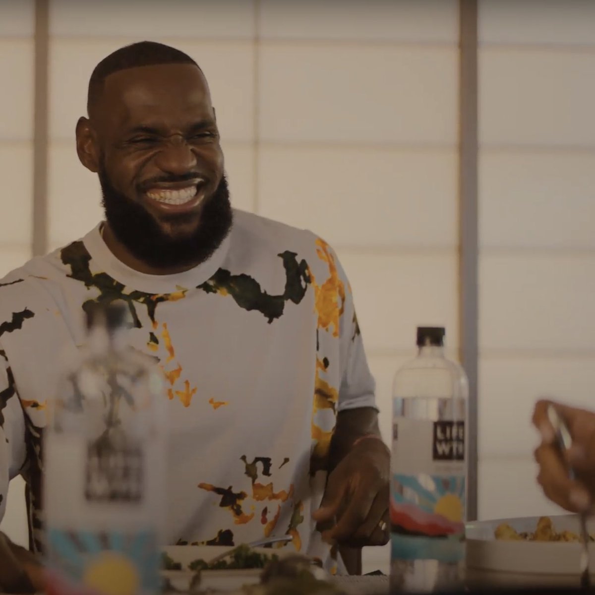 No table is complete without @lifewtr 👑💧🍗 Happy Holidays 🙏🏾🙏🏾🙏🏾