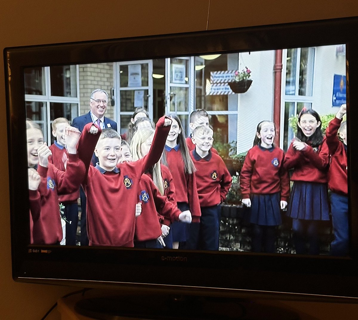 Kieranpmccormic's tweet photo. Wow wow wow! 🤩 A MASSIVE congratulations to my alma mater primary school - St Oliver Plunkett @StOPPSBelfast on obtaining the National Teaching Awards @TeachingAwards - Primary School of the Year UK @BBCTheOneShow 🥳 Sooo proud, delighted my nephews now attend this school! #futuresbright #1stclassteaching #community #westbelfast