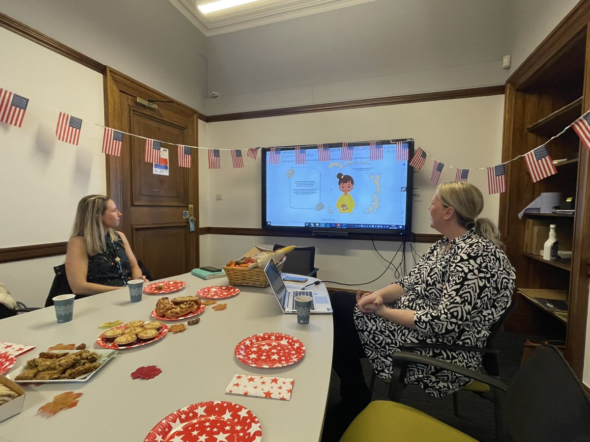 We loved celebrating #Thanksgiving Day in honour of our fabulous colleague Holly who hails from the grand ole US of A 🇺🇸

It was a real pleasure to share a wee bit of Holly’s heritage with her 🍁🍂🥧🙏

1/2

#SouthAyrshireReads 
#thanksgiving2023 
#amazingteam