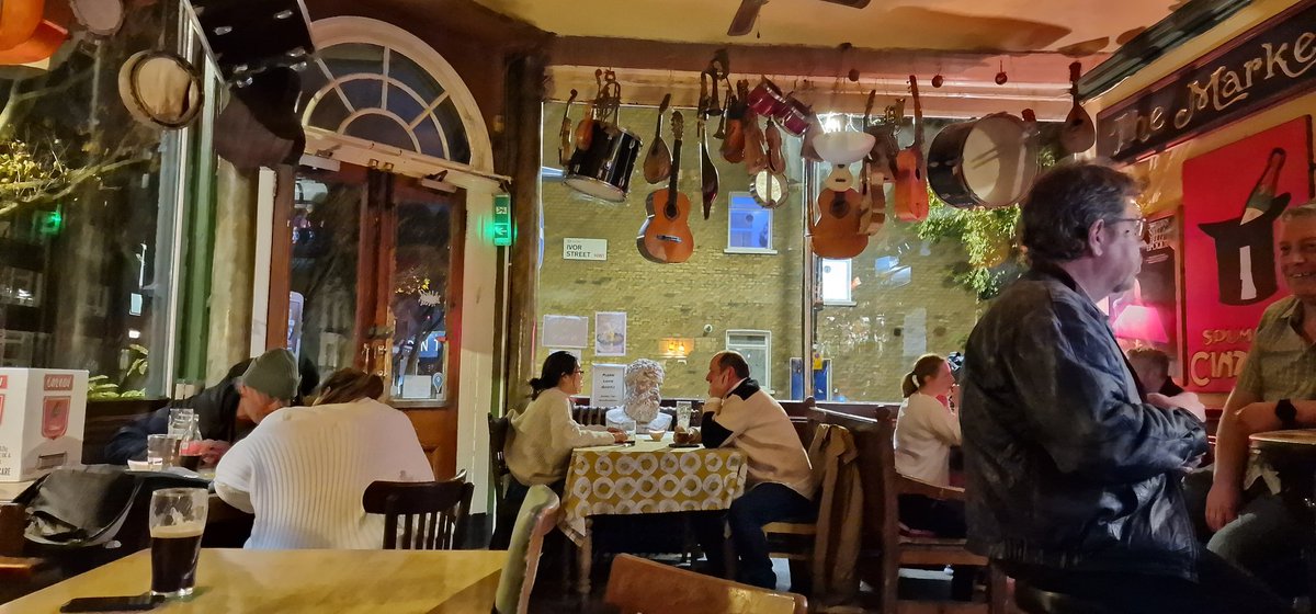 leadbelly61's tweet photo. Sweet music and vibe in one of my favourite locals on the way home from work. The #OldEagle #Camden. Everyone just chillin'. Including me 😊🍺🎶 Love it https://t.co/6xLsNEqEhj
