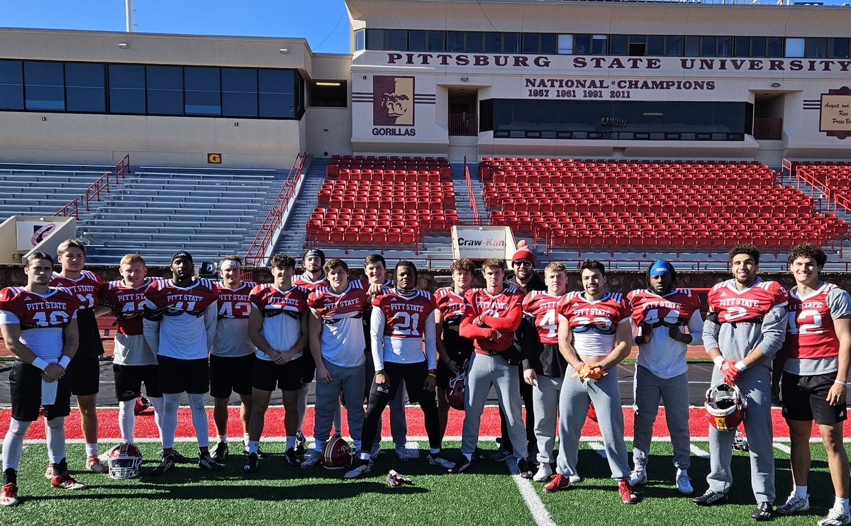 It's a good sign when you get to practice on Thanksgiving.

Happy Thanksgiving from the <a href="/GorillasFB/">Pitt State Football</a> Linebackers!

#AllForward  //  #KOJ
#TheStandard  //  #Owners