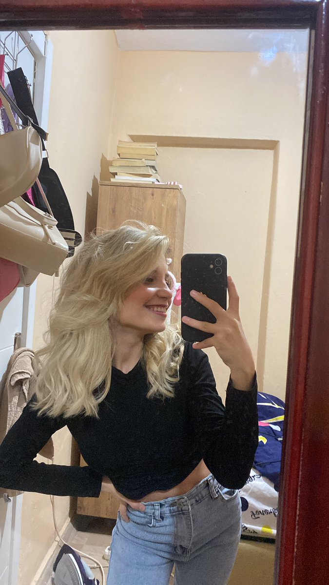 Ben sarışın oldum da birazz😅