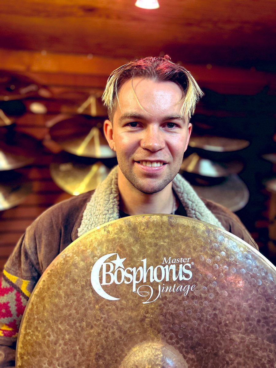 he’s a bosphorus boy now ✨ <a href="/Bosphorus_TR/">Bosphorus Cymbals</a> 🤝 

love these cymbals!!!