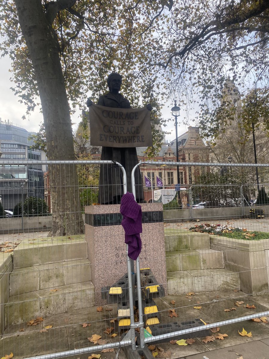 retrowedding68's tweet photo. We shouldn’t of had to go through indignity lay bare to #PHSO when previous pensions Ministers from Sunaks own party are on record as making a balls up😉
#50sWomen being used Waspi v other groups ,Cons v Labour, I want Right v Wrong #StolenPension #NoNotification #6ExtraYrs https://t.co/LZkpCOIKUx